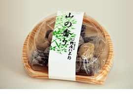 山の香り（和菓子）の写真